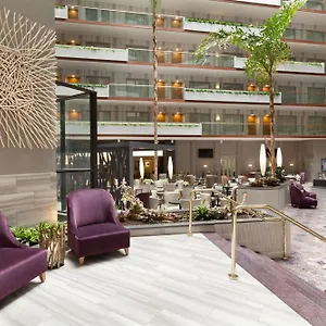 Hotel Embassy By Hilton Orange County Airport ***